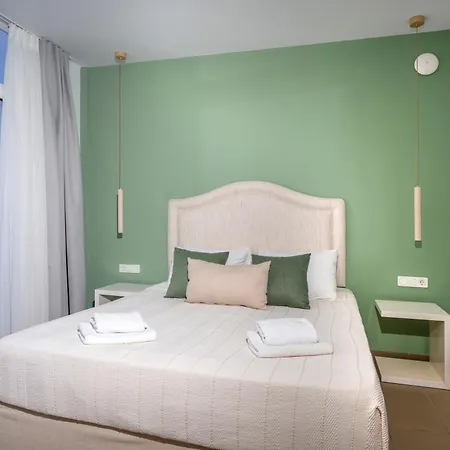 Thalyra Apartament *